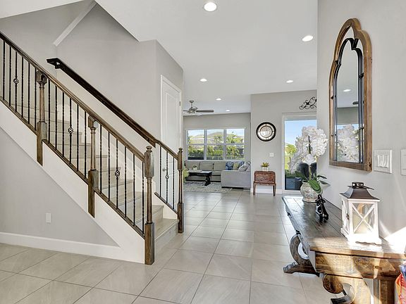 4th image of 16196 Melogold Drive