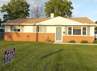 6093 Lake Rd, Mentor On The Lake, OH 44060