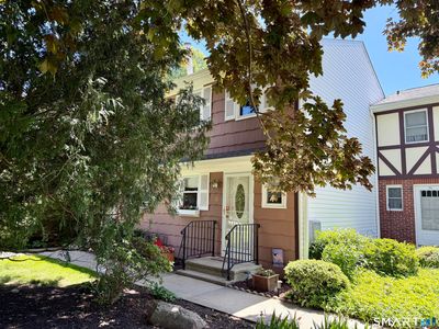 10 East Gate Lane #10, Hamden, CT, 06514
