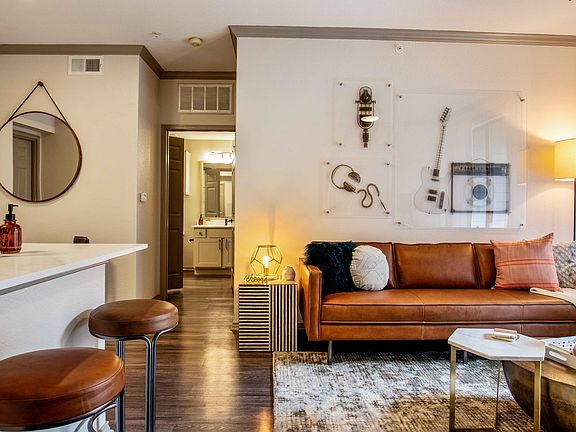 4th image of 6800 McNeil Dr #1527