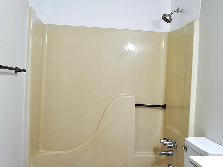 Second Shared Hall Bath