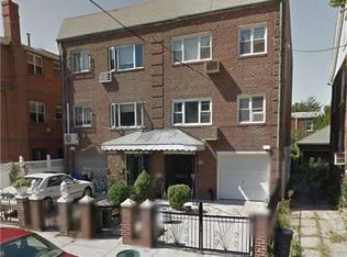 5612 137th St, Flushing, NY 11355