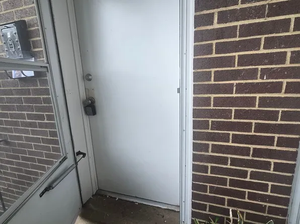 Elizabeth Township 2 bedroom, 305 Aqua Ct #2, McKeesport, PA 15135