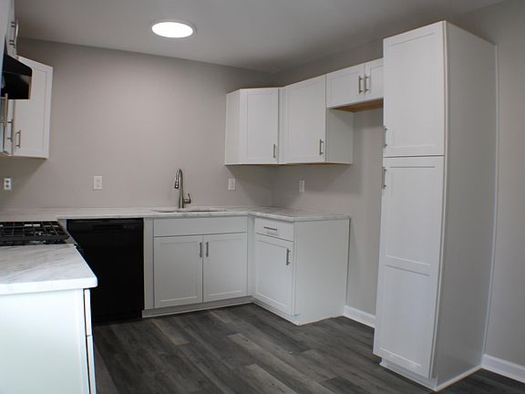 2nd image of 4260 Worth St NW