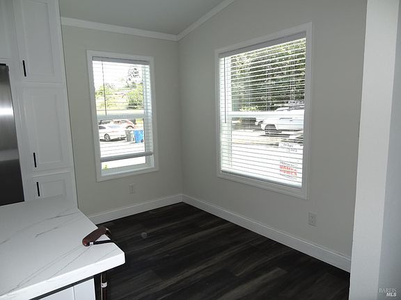 5th image of 413 Crystal Drive