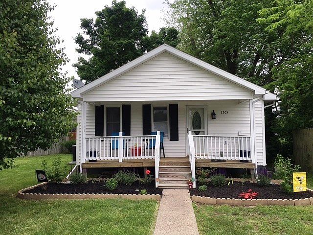 1st image of 2705 N Heidelbach Ave