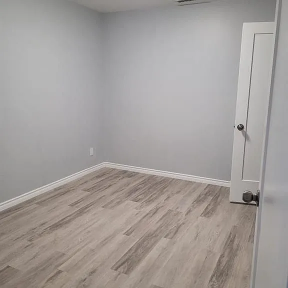 3875 Tecumseh Rd E #1 — Photo 2