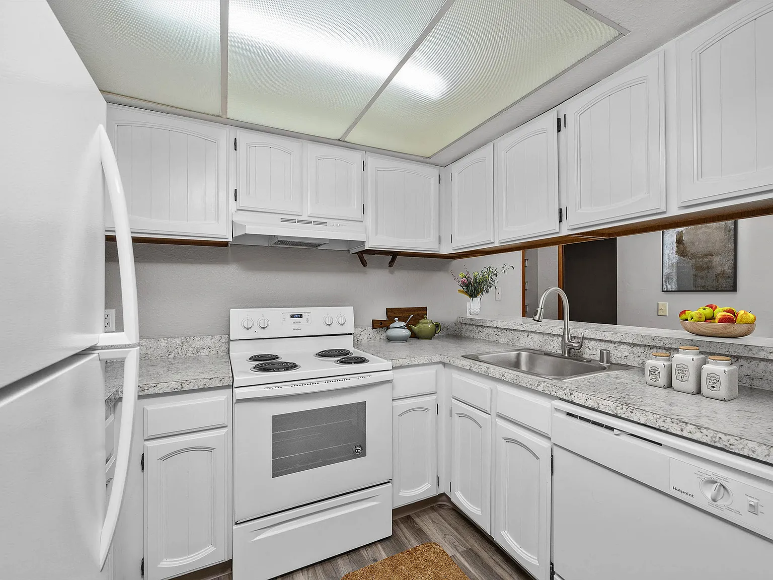 Monterra Apartments — Photo 4