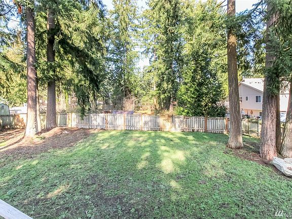 3rd image of 19006 77th St E