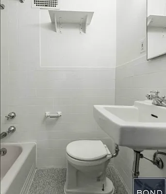 Rented by Bond New York | media 5
