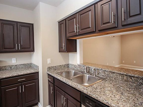 5th image of 1020 Saint Julien Dr APT 107