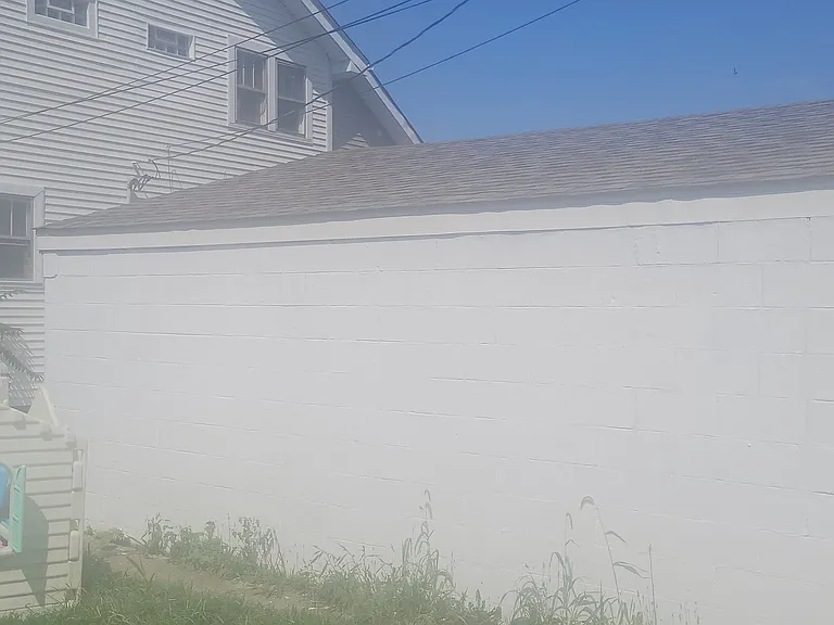 1619 E Hudson St — Photo 7
