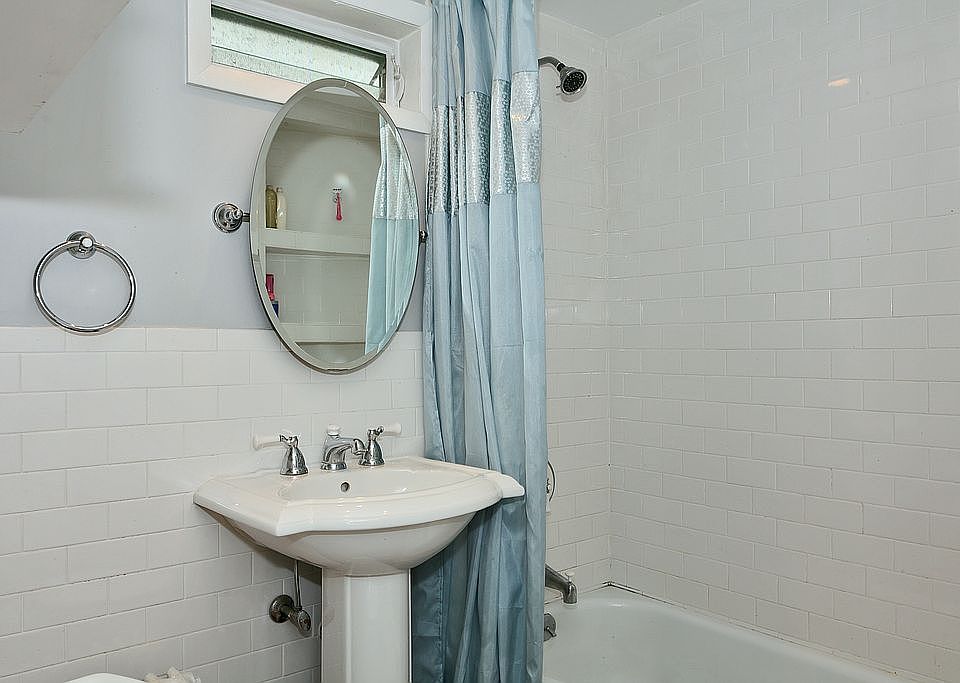 1st image of 45 Hart Ave