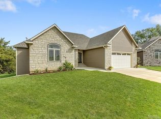 1805 Longfield Dr, Salina, KS 67401