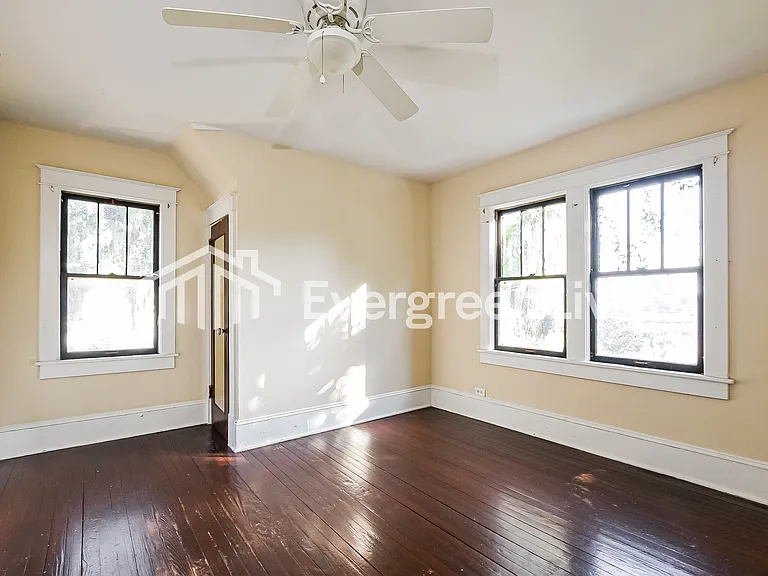 626 Washington Ave — Photo 13