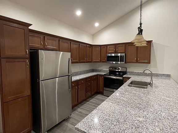 2nd image of 319 Reagan Dr