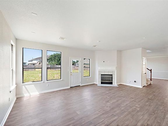 4th image of 2310 Enchanted Park Ln