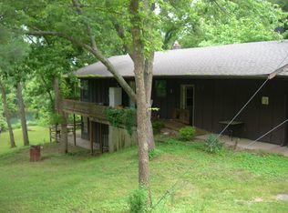 201 W 1st St, Pineville, MO 64856