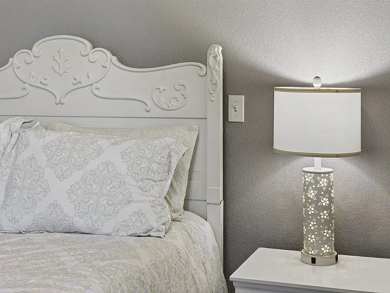 2224 NE Indigo Ln #1 — Photo 16