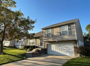 17748 Margo St, Omaha, NE 68136