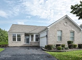 2714 Wessex Dr, Dundee, IL