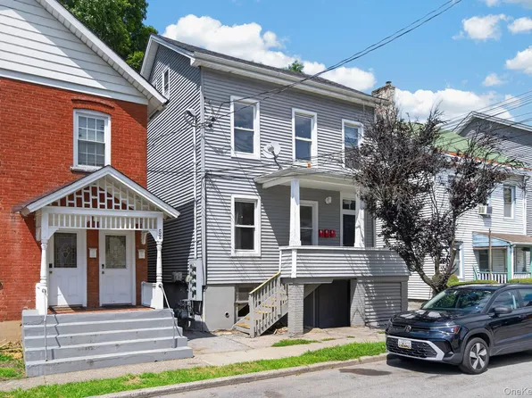 54 Gifford Avenue, Poughkeepsie, NY 12601