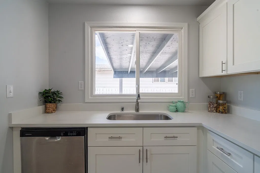 3 bed, 1160 sqft, $1,650 — Photo 3