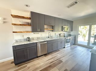8468 Gulf Blvd #2 & 3, Navarre, FL 32566