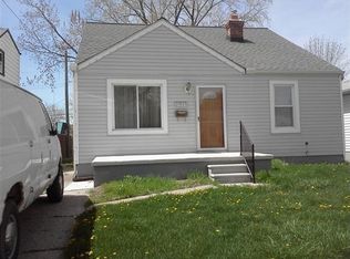 27865 Lasslett St, Roseville, MI 48066