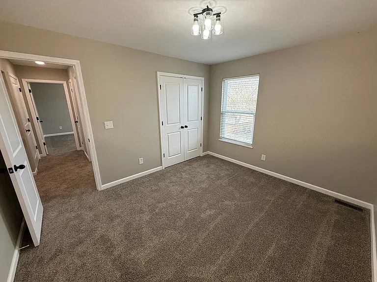 Upstairs Bedroom 2