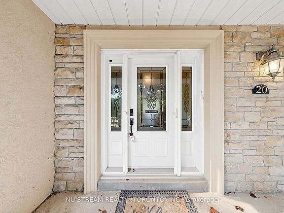 5th image of 20 Blackforest Dr