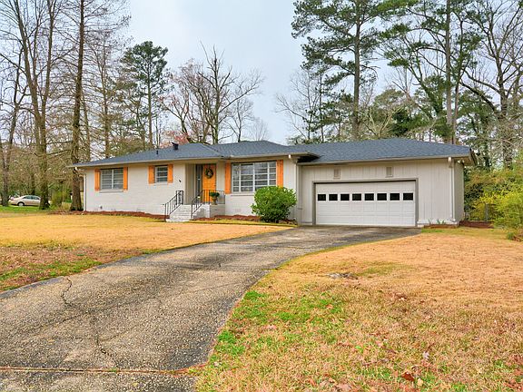 4th image of 333 Shenandoah Dr