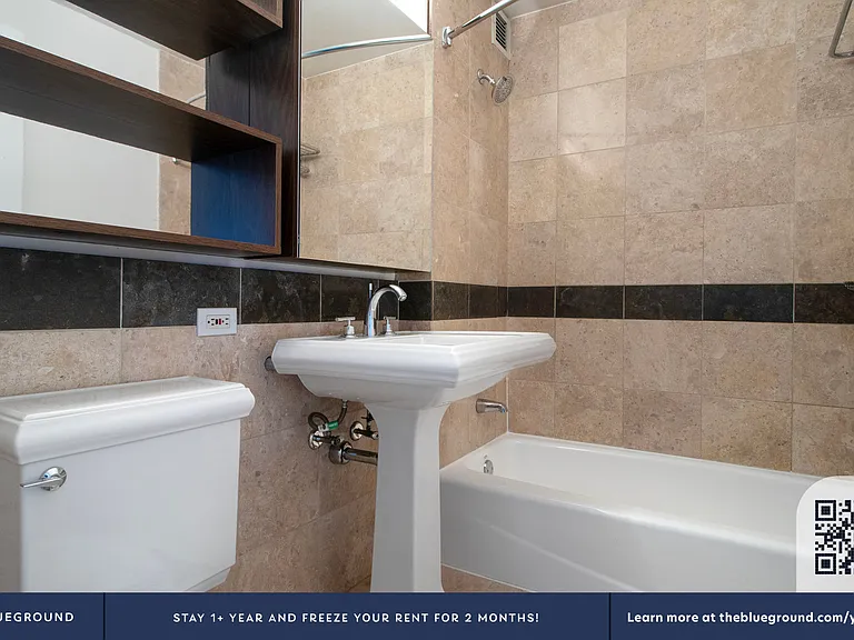 130 W 15th St #6G — Photo 12