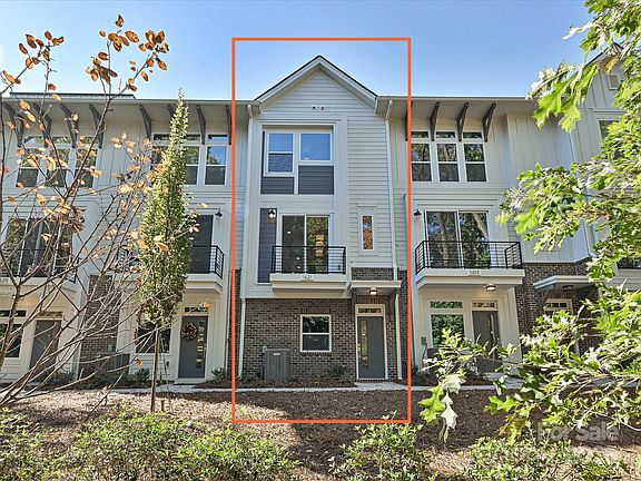 2nd image of 1421 Collier Walk Aly #Csw0209