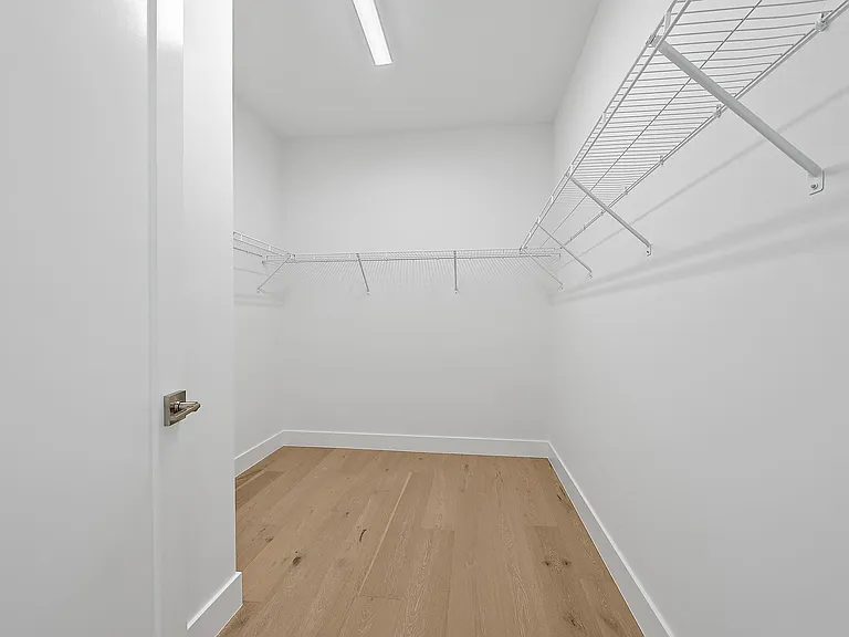 20471 Southernwood Ave — Photo 27