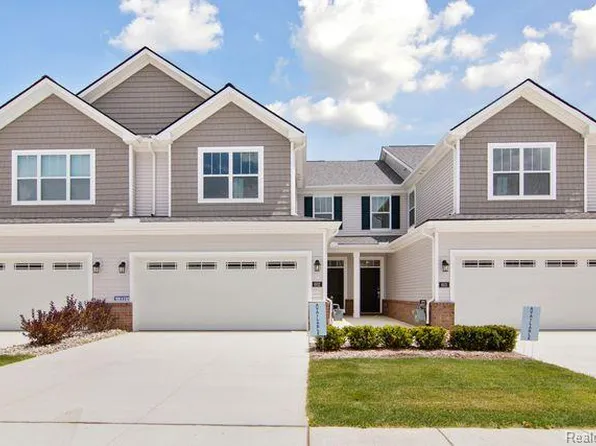 602 Angus Ln, Saline, MI 48176
