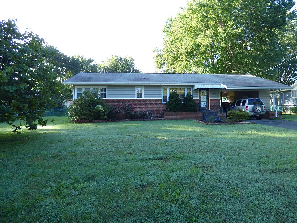 1st image of 1420 Glenoaks Dr