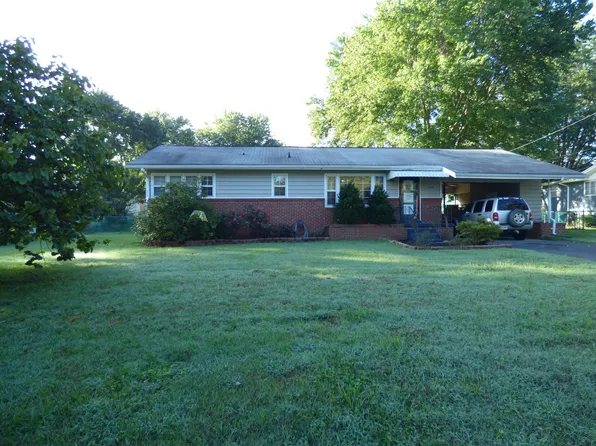 1420 Glenoaks Dr, Knoxville, TN 37918