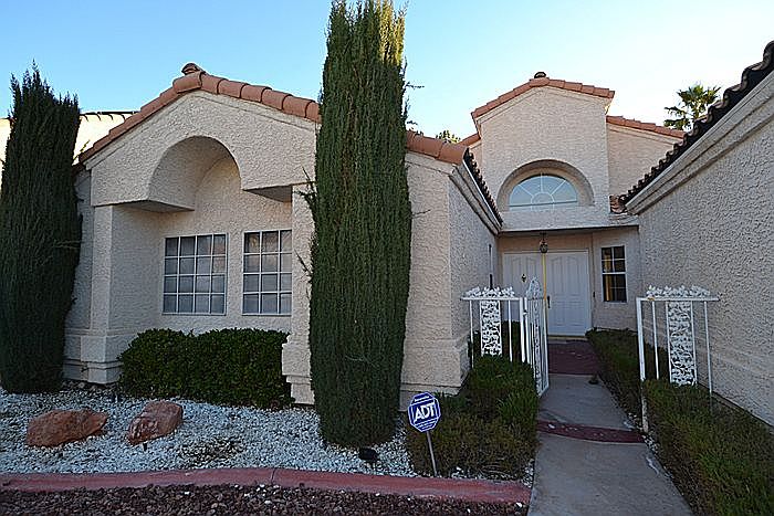 1st image of 2720 Beachside Ct