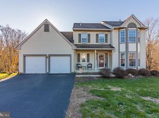 7 Yorktown Cir, Kennett Square, PA 19348