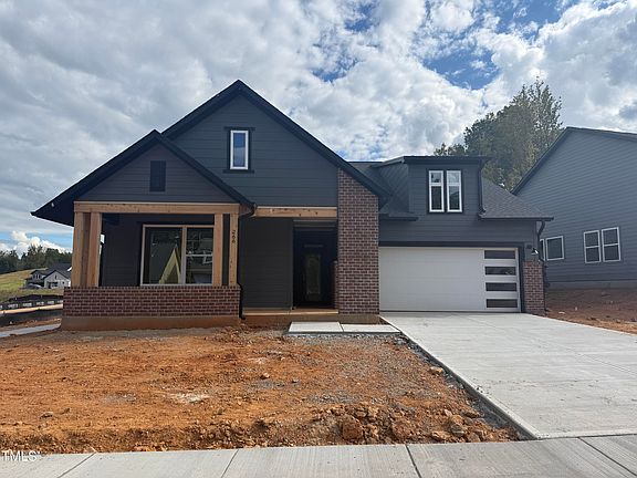 2nd image of 266 Aspen Ave
