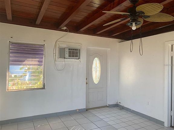 3rd image of 40 Beachcomber Ln #2