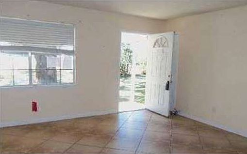 4th image of 9626 Chandler St