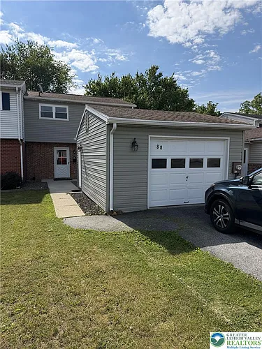 88 Stonewood Pl Photo 1