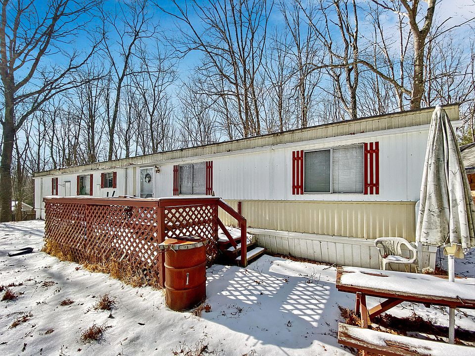 2nd image of 102 White Oak Dr