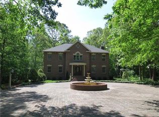 28421 Oak Grove Rd, Petersburg, VA 23805