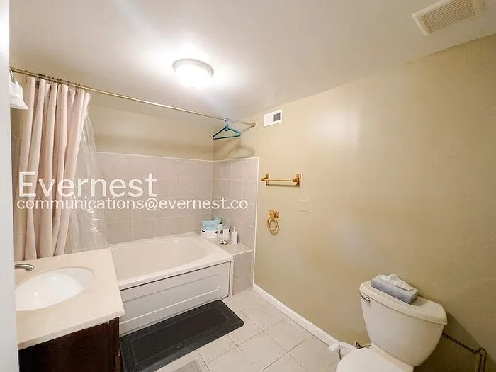6405 Loch Crest Ct — Photo 13