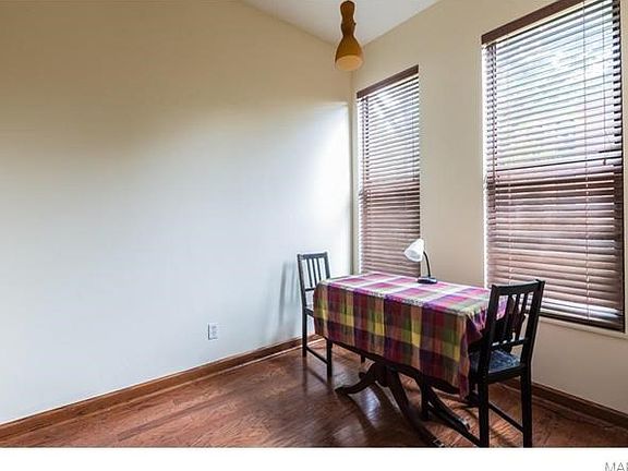 5th image of 22 Manhattan Mews