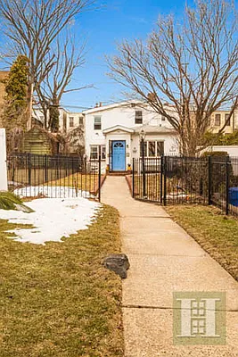 Sold by Halstead Real Estate | media 2