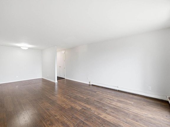 5th image of 2300 West Good Hope ROAD #340